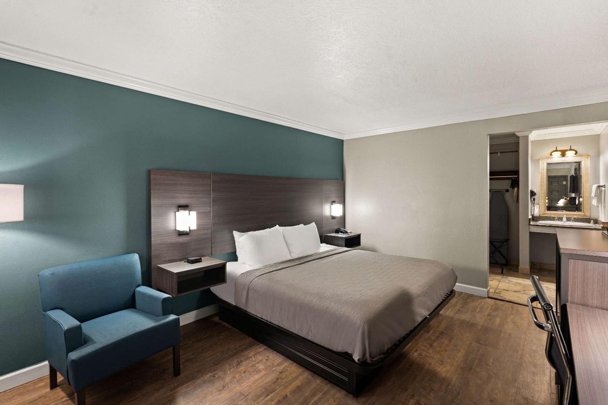 Quality Inn Ocean Springs Exterior foto