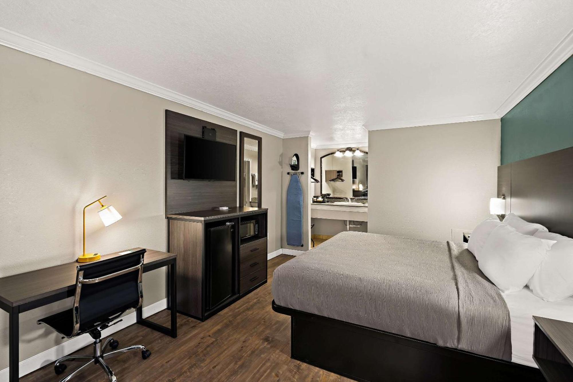 Quality Inn Ocean Springs Exterior foto